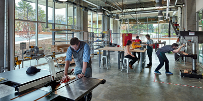 Students at Utah Lassonde Entrepreneur Institute
