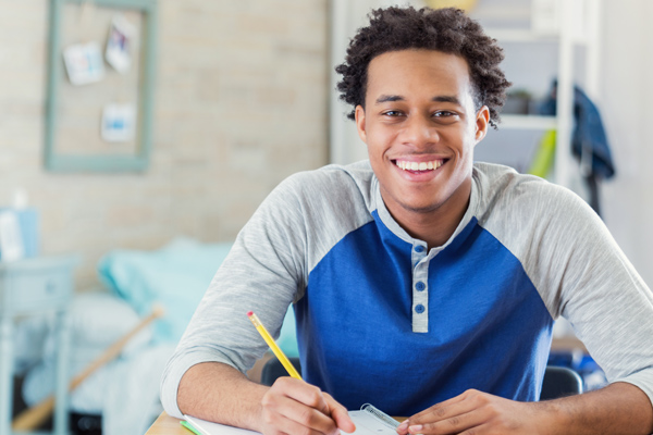 Student preparing to choose a college